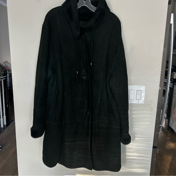 Antica Pelleria Luxurious Leather Shearling Sheepskin Green Embroidery Jacket.